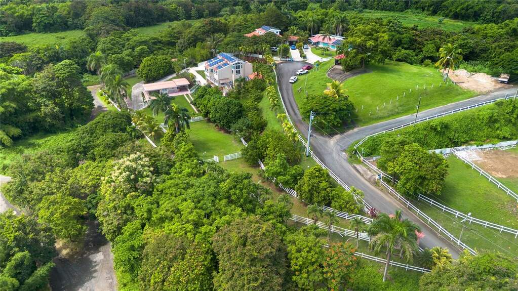 23 & 24 Hacienda Carabali