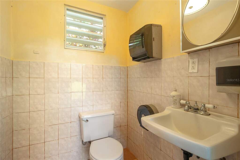23 & 24 Hacienda Carabali