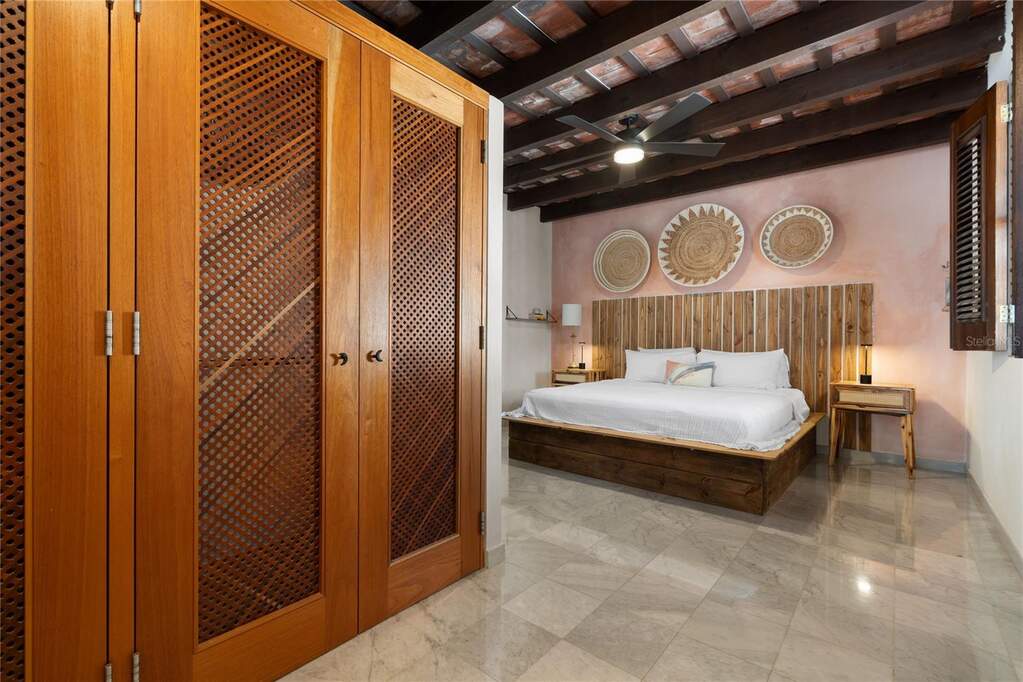 Calle Sol Ph Unit: 301