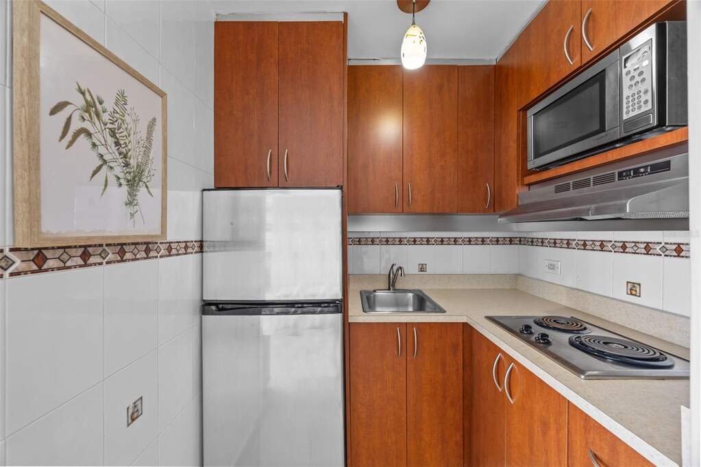 1126 Ashford Avenue Unit: 88