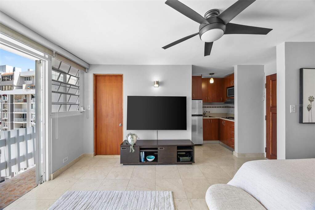 1126 Ashford Avenue Unit: 88