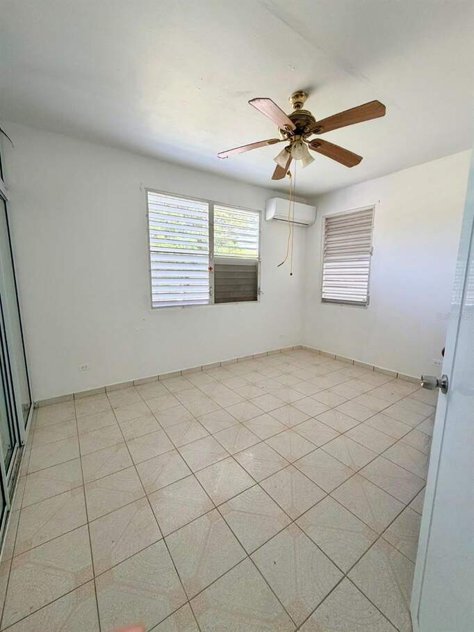 #131 Calle Harrinson Base Ramey