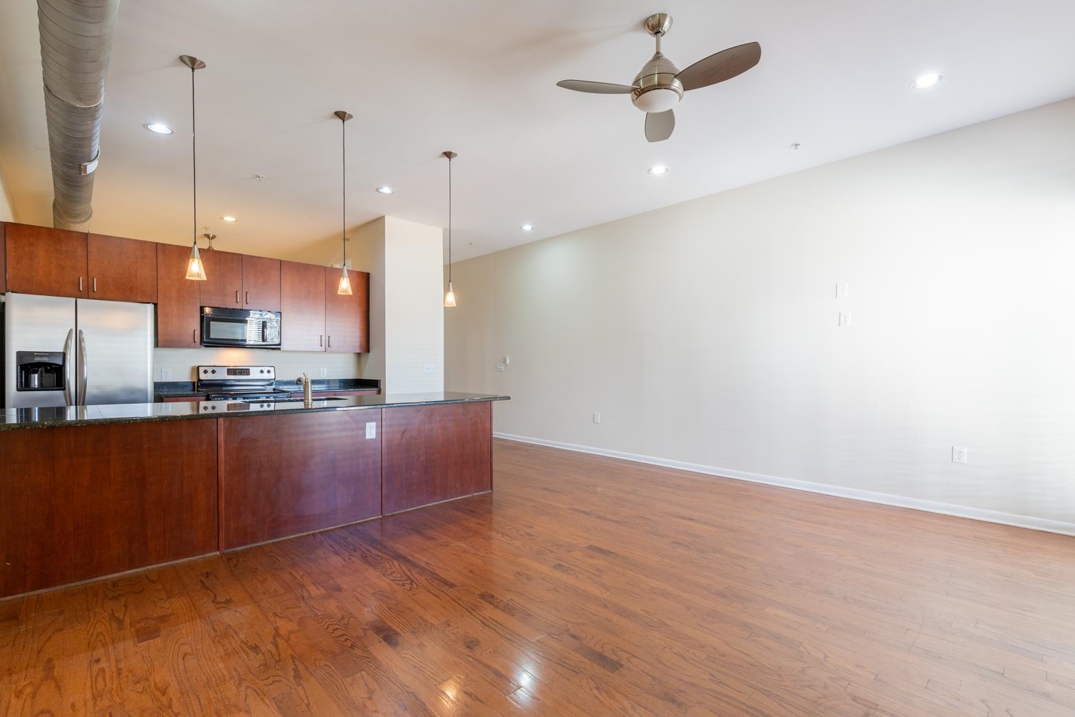 437 MONROE AVE Unit: 109