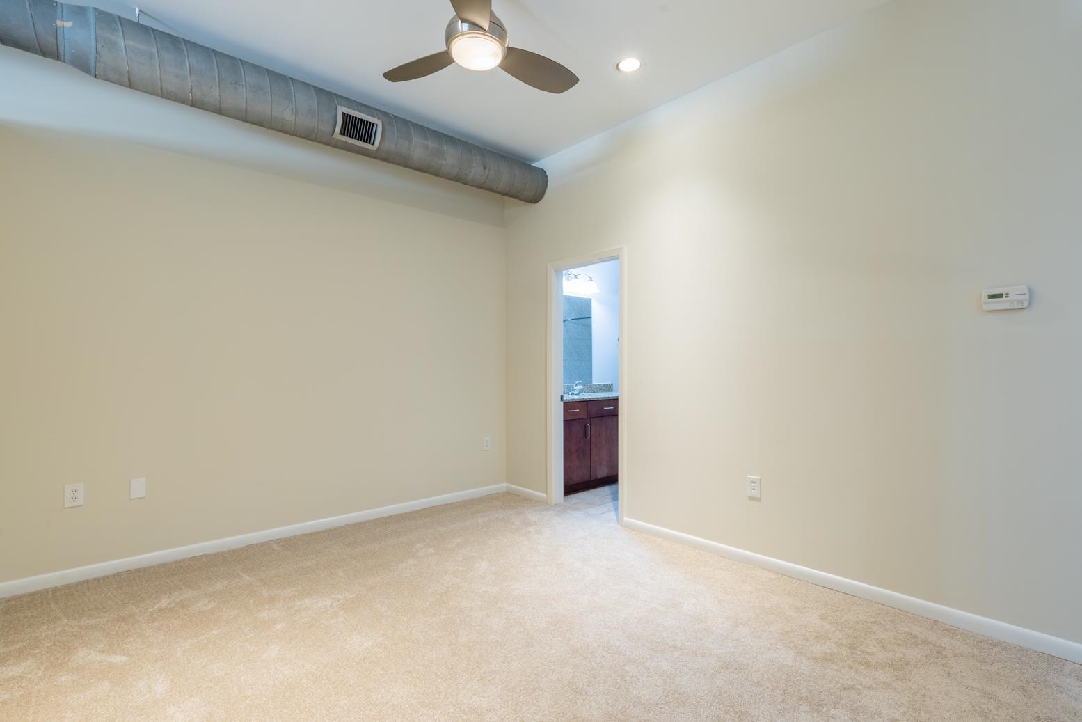437 MONROE AVE Unit: 109