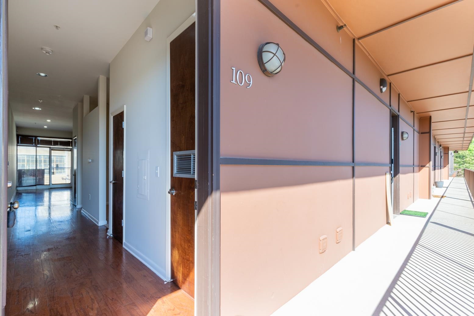 437 MONROE AVE Unit: 109