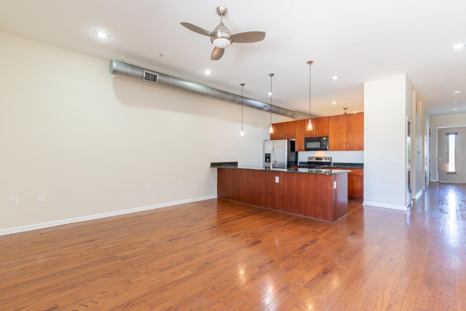 437 MONROE AVE Unit: 109