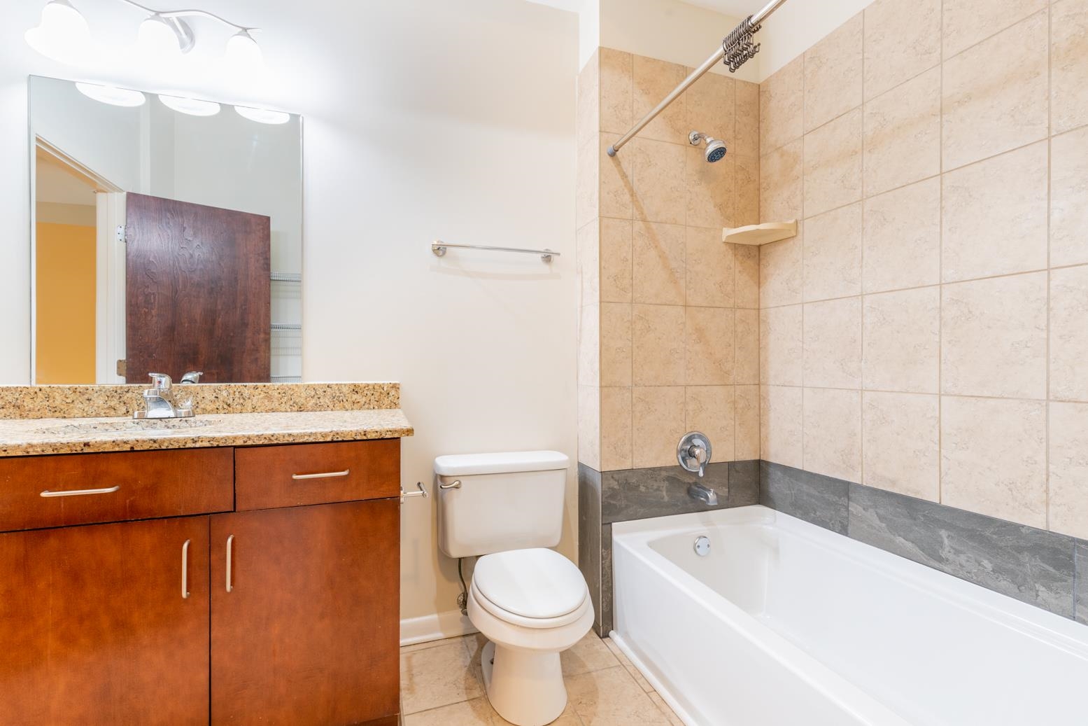 437 MONROE AVE Unit: 109