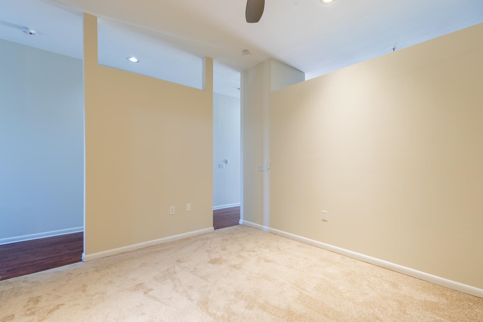 437 MONROE AVE Unit: 109