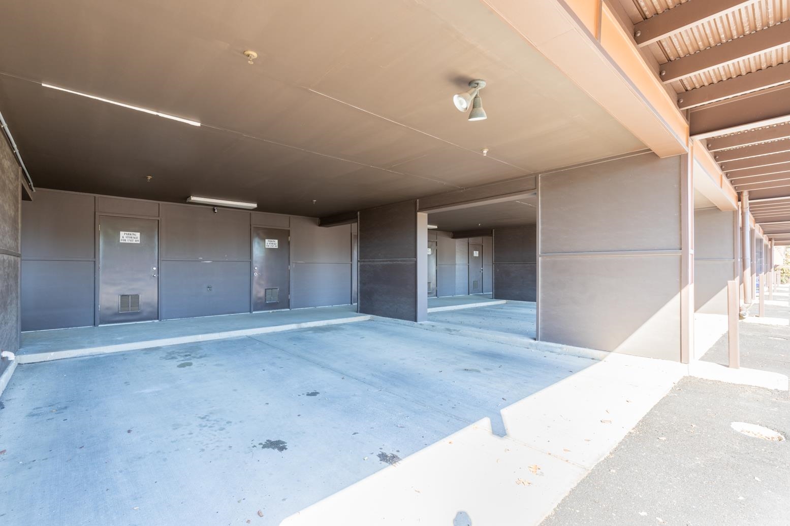 437 MONROE AVE Unit: 109