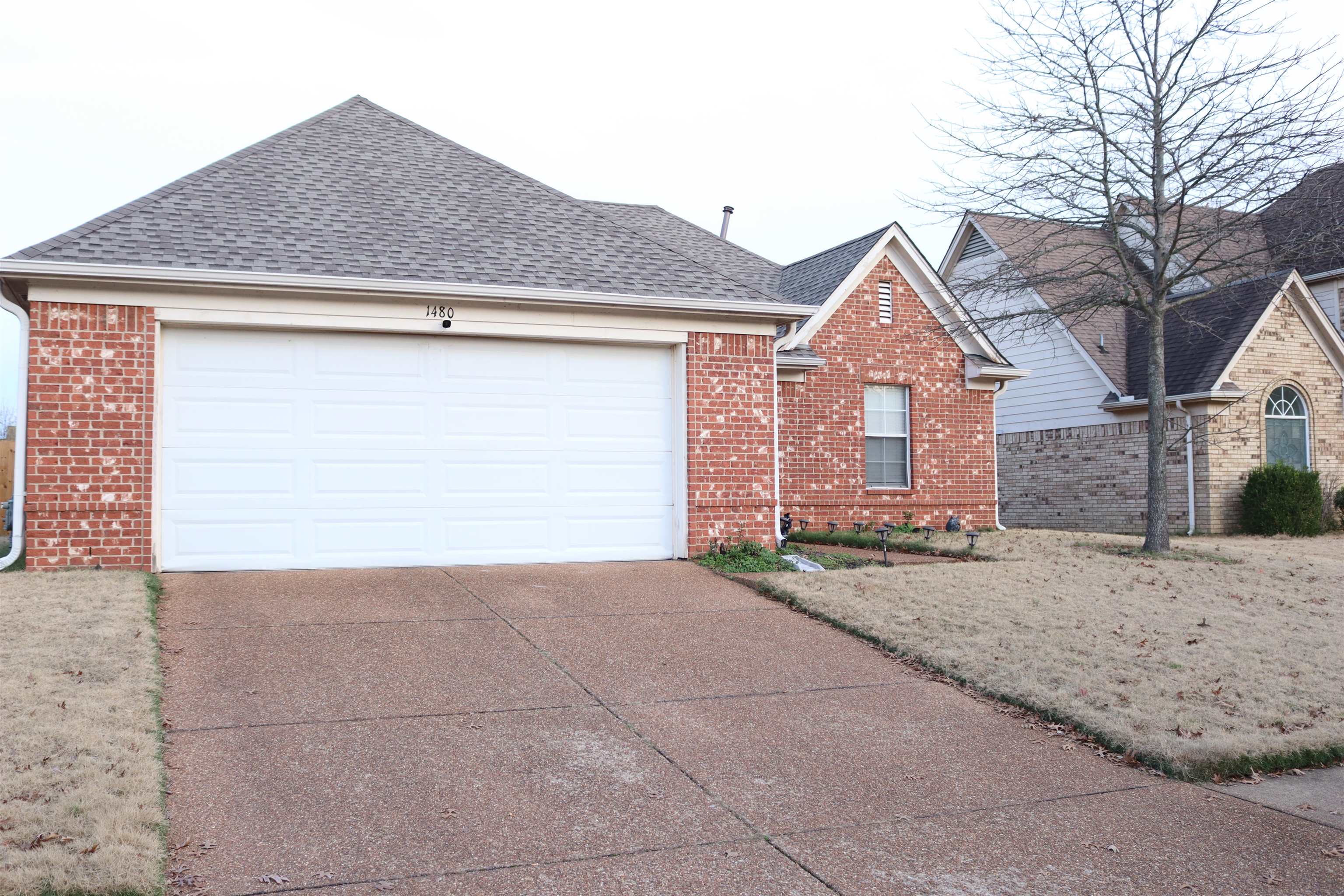 1480 PEMBERTON LN