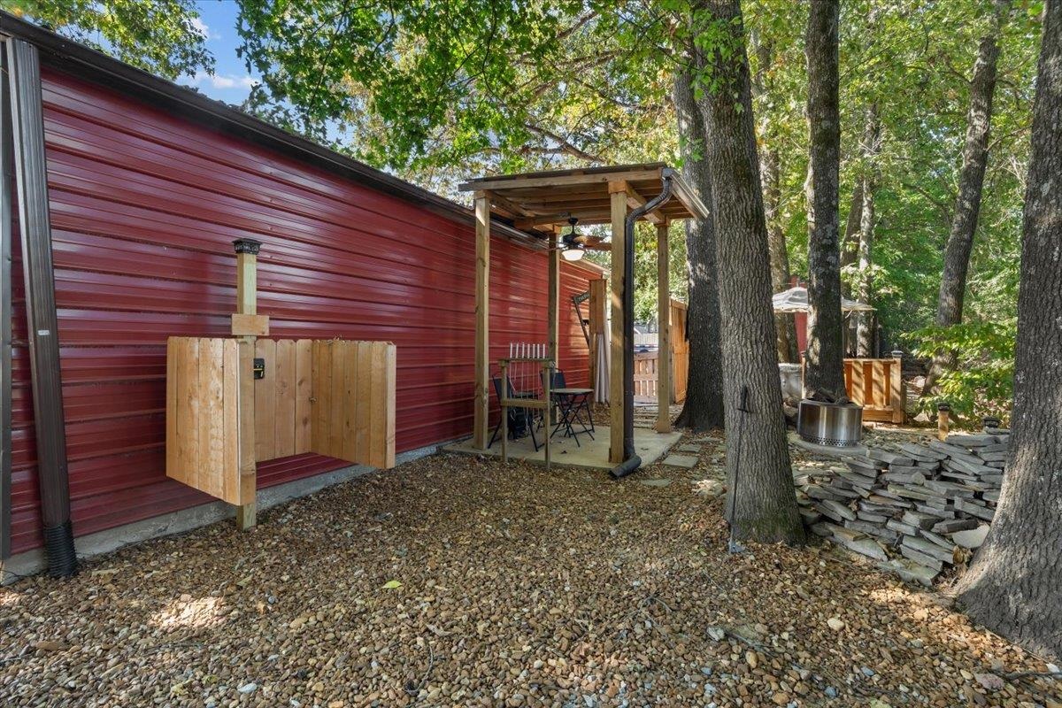 80 CARRINGTON AVE