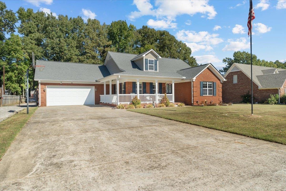 80 CARRINGTON AVE