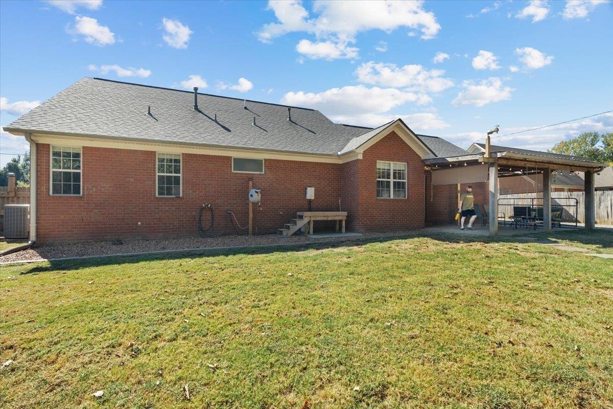 80 CARRINGTON AVE