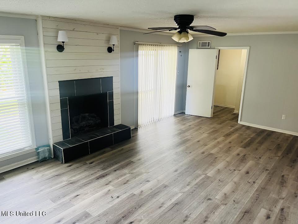 708 Thornwood Drive