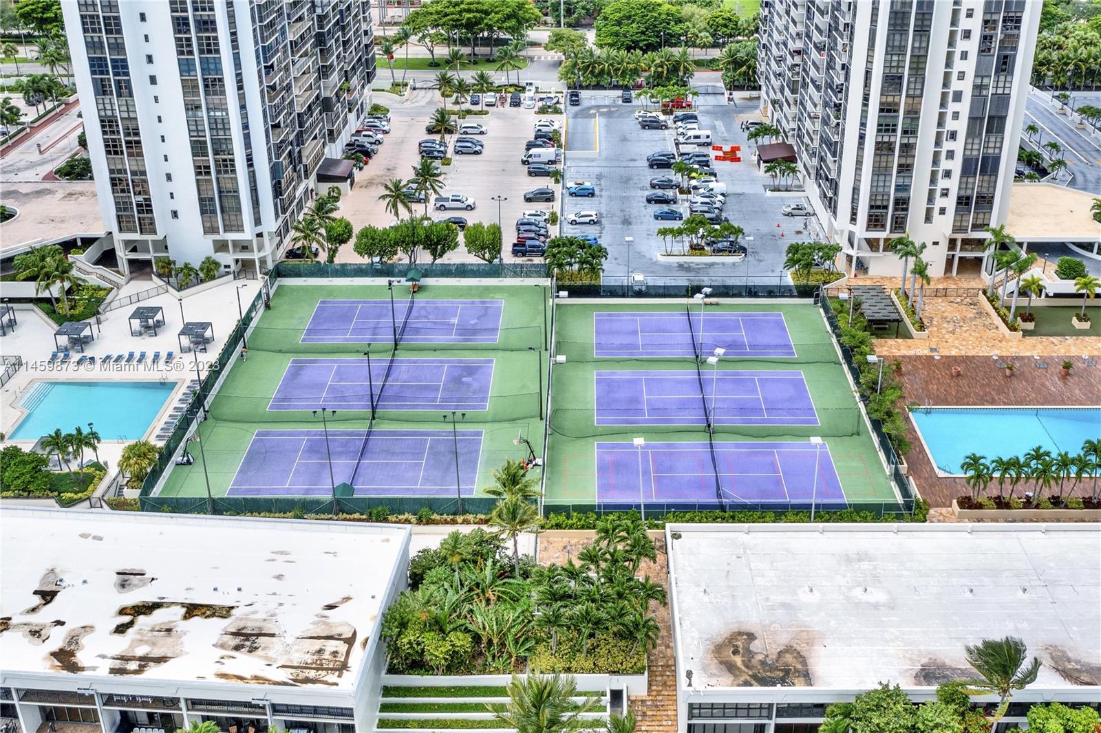 1901 Brickell Ave Unit: B2208