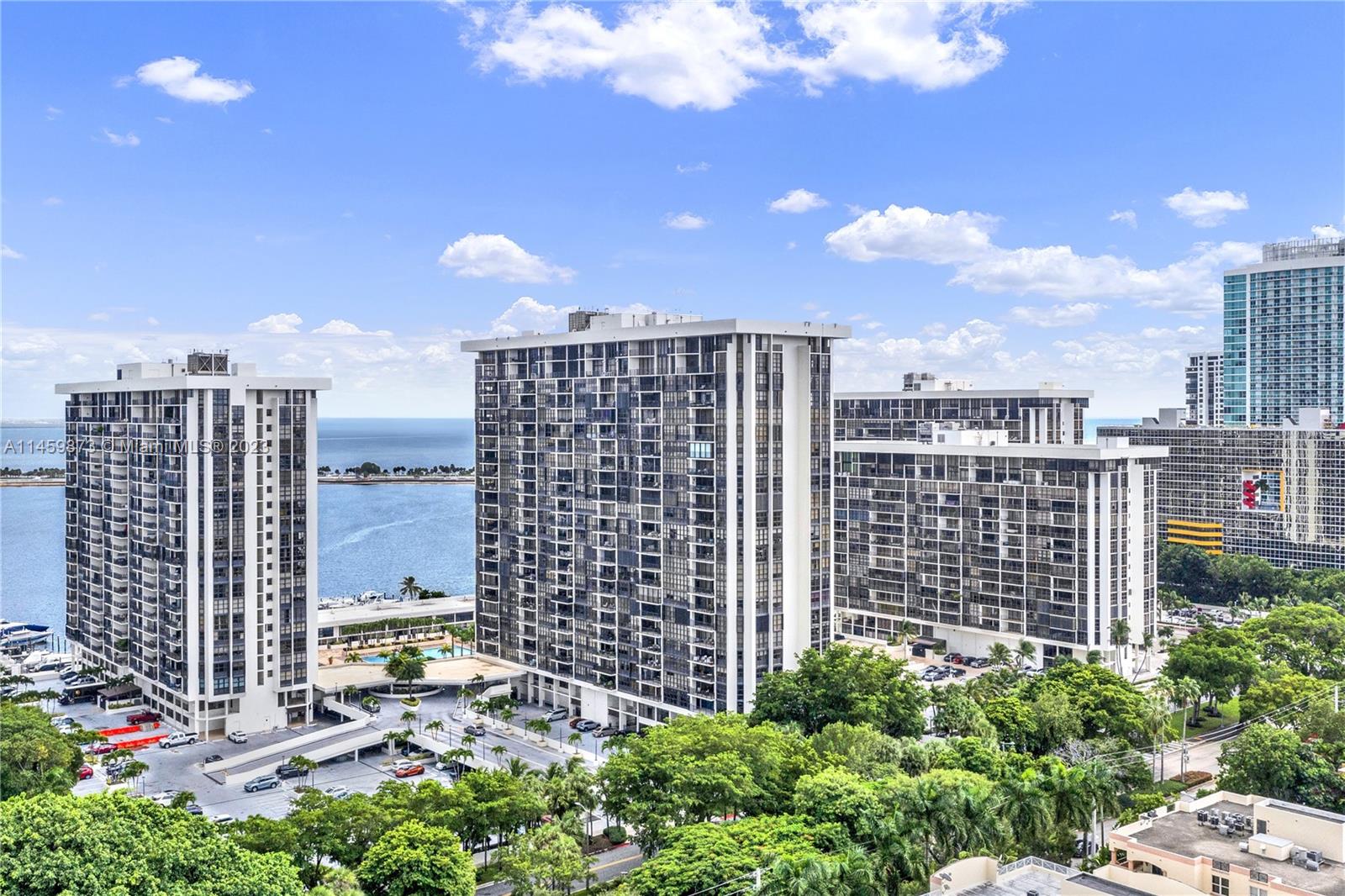 1901 Brickell Ave Unit: B2208