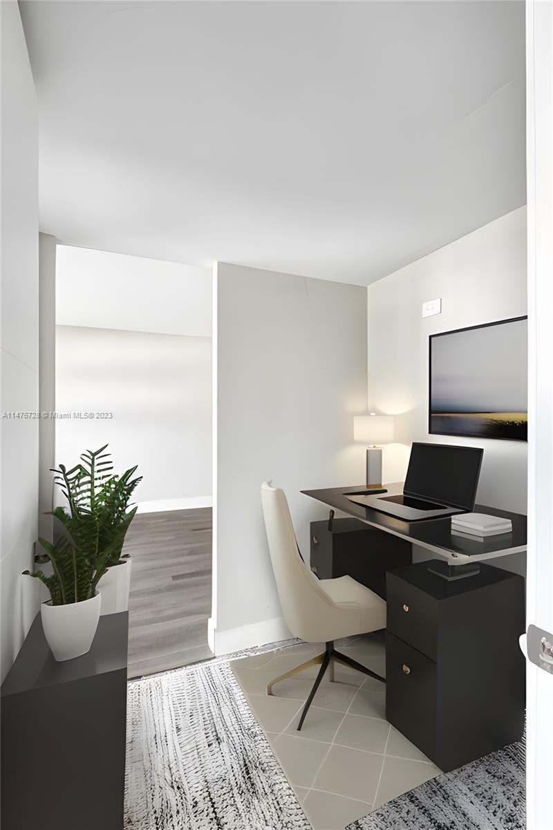 1881 Washington Ave Unit: 4B