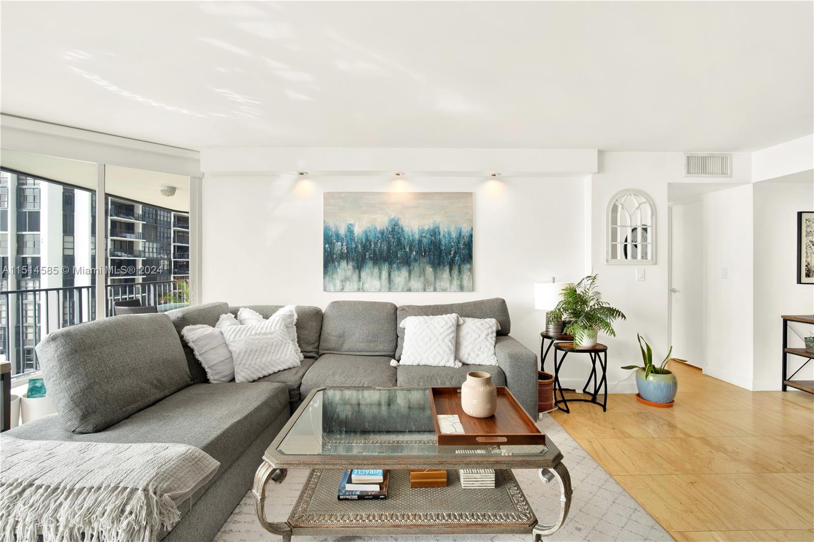 1865 Brickell Ave Unit: A1011