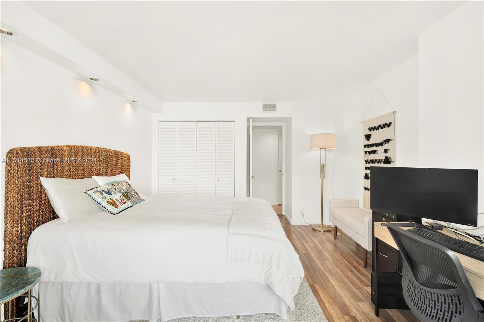 1865 Brickell Ave Unit: A1011