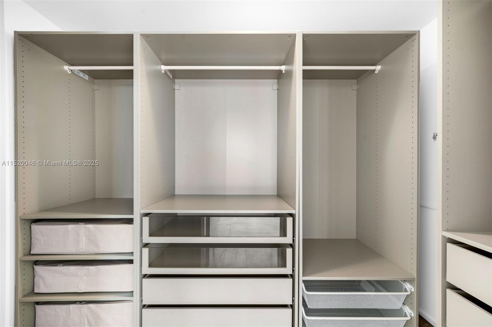 5875 Collins Ave Unit: 1102
