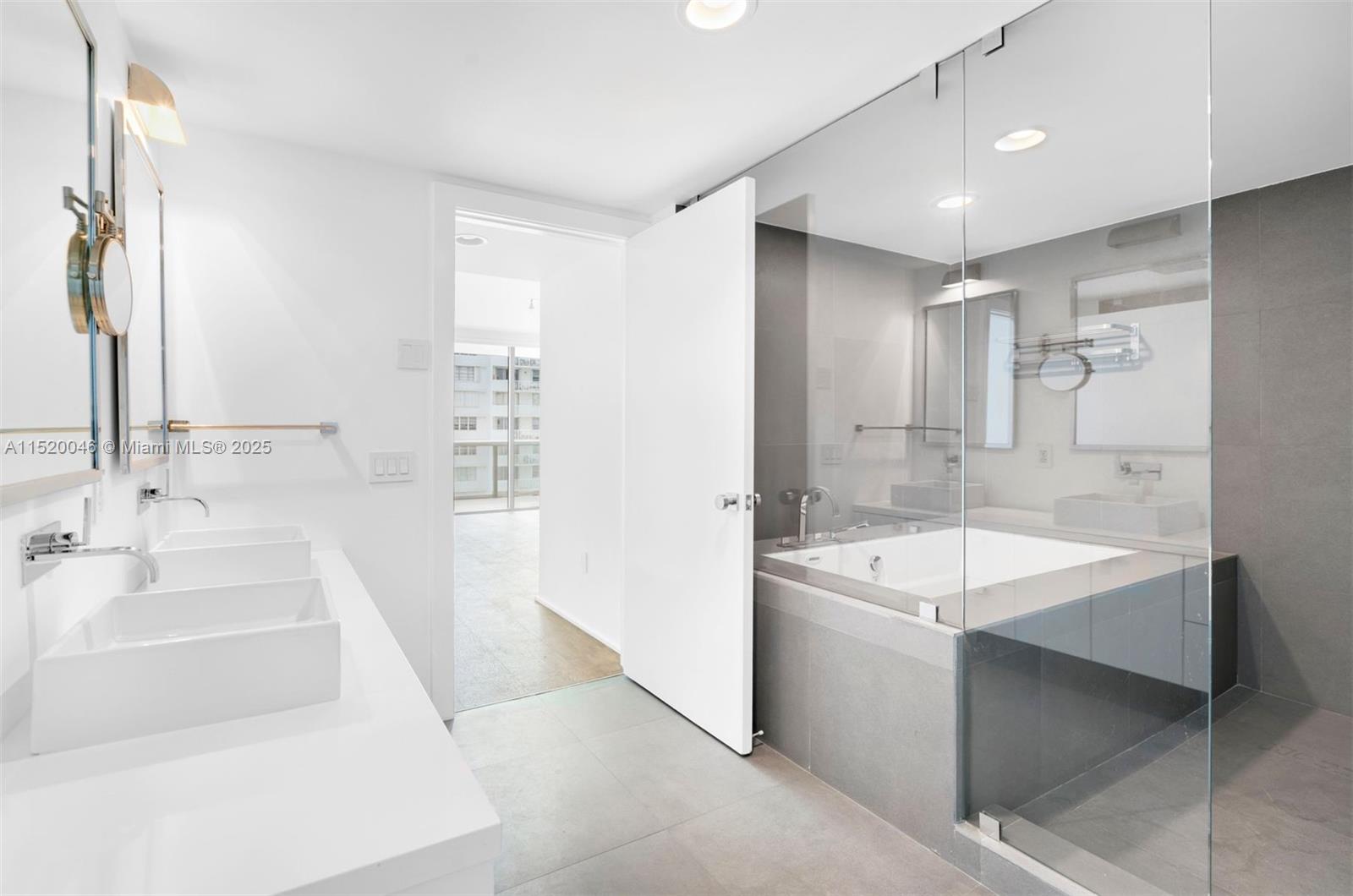 5875 Collins Ave Unit: 1102