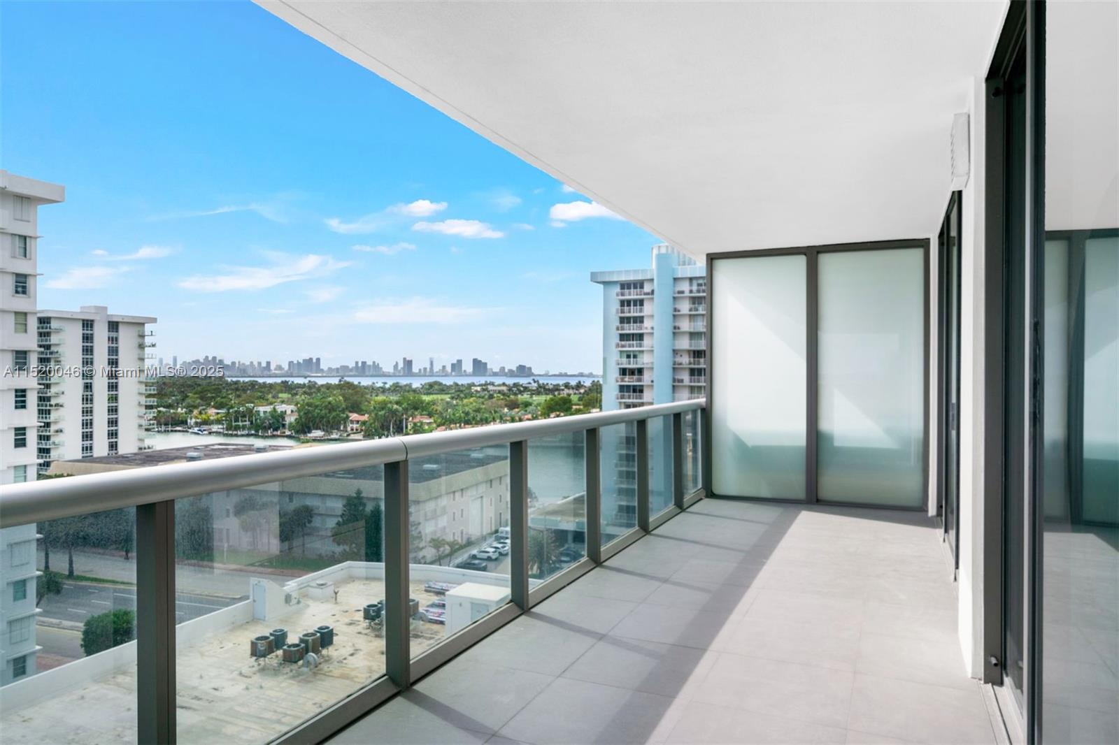 5875 Collins Ave Unit: 1102