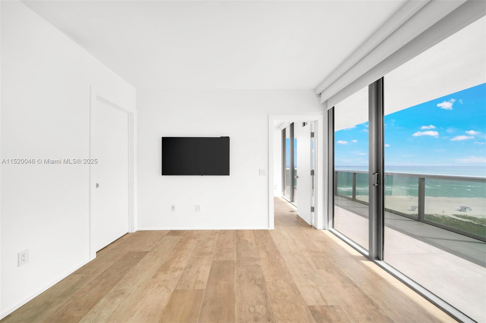 5875 Collins Ave Unit: 1102