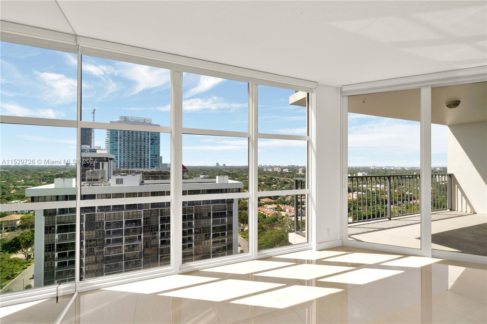 1901 Brickell Ave Unit: B2206