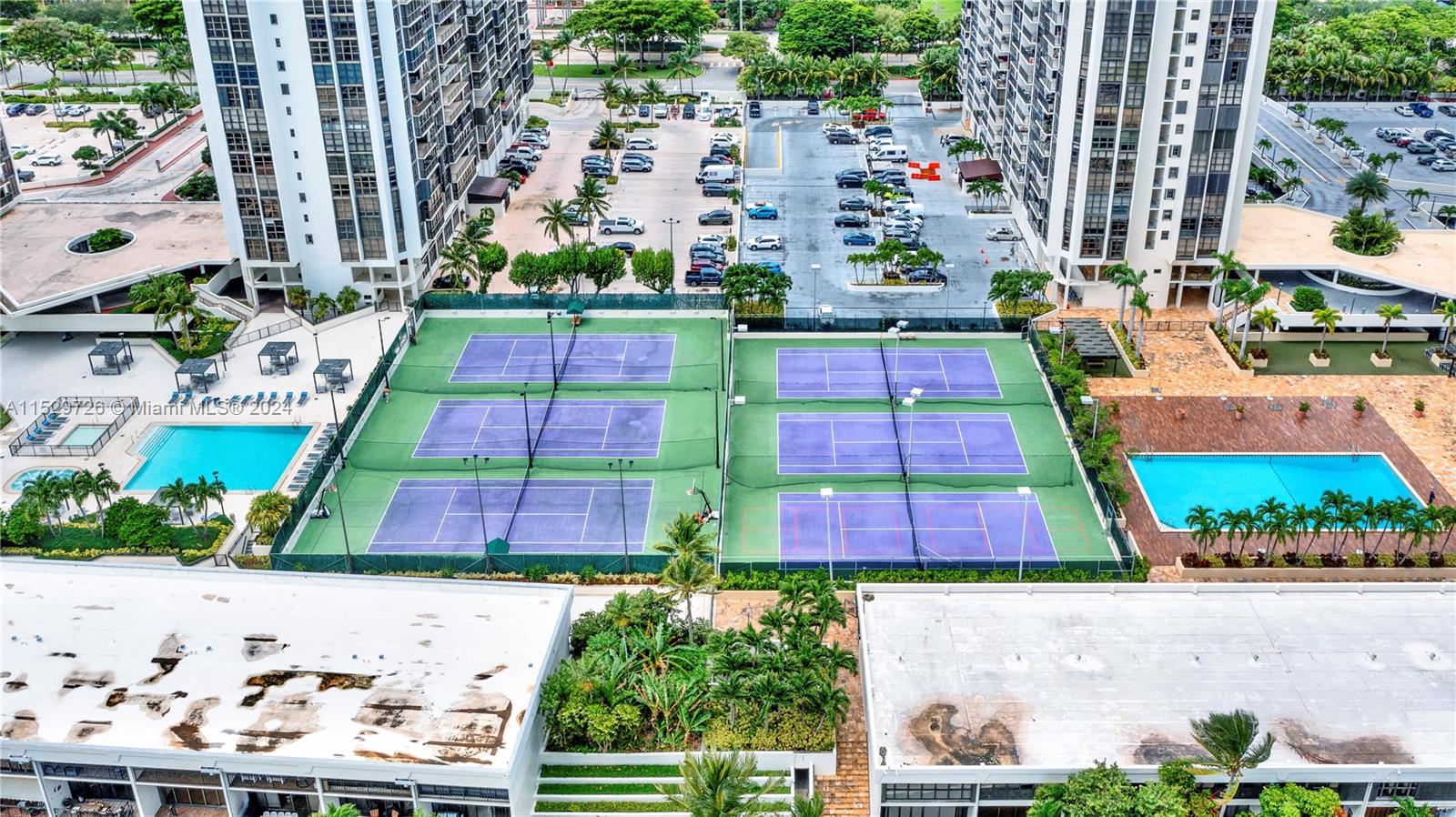 1901 Brickell Ave Unit: B2206