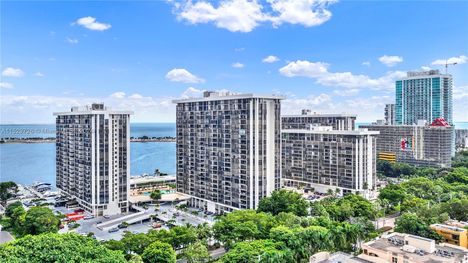 1901 Brickell Ave Unit: B2206