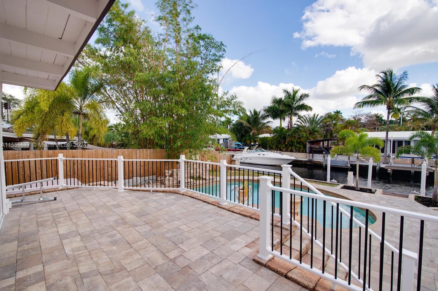 2518 Key Largo Ln