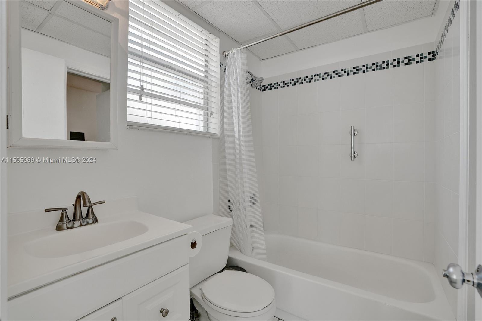 1200 Euclid Ave # 204