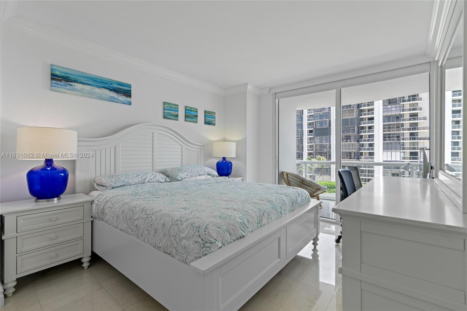 6365 Collins Ave # 911