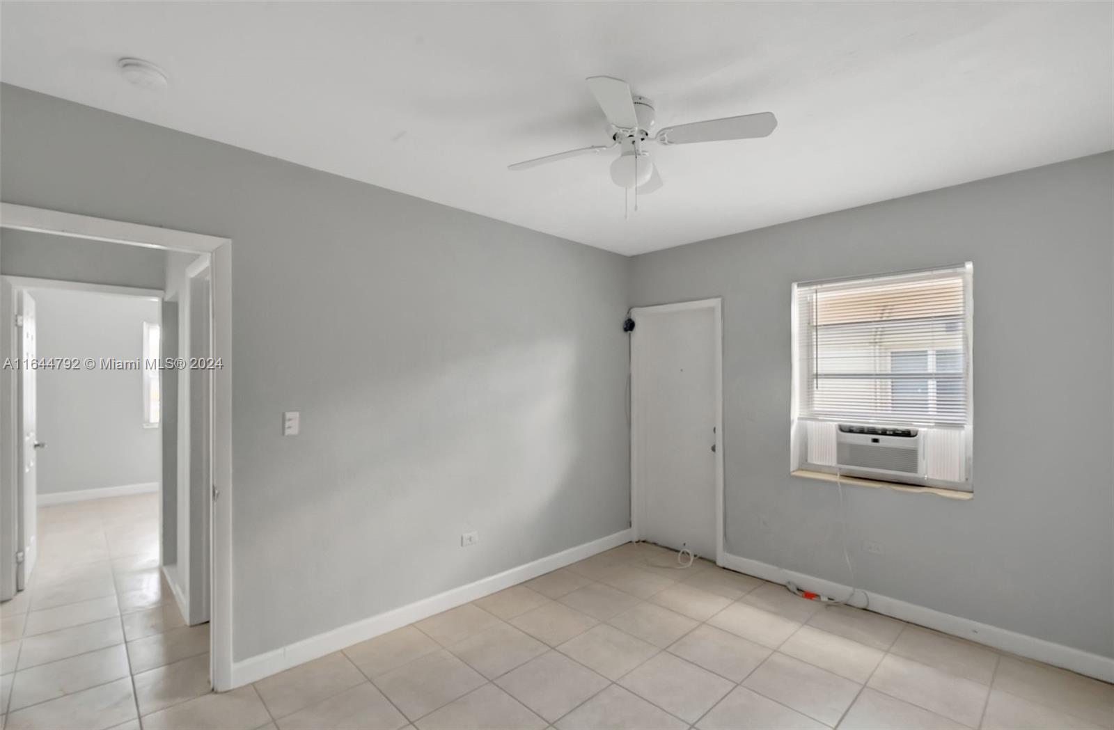 7885 Crespi Blvd # 4