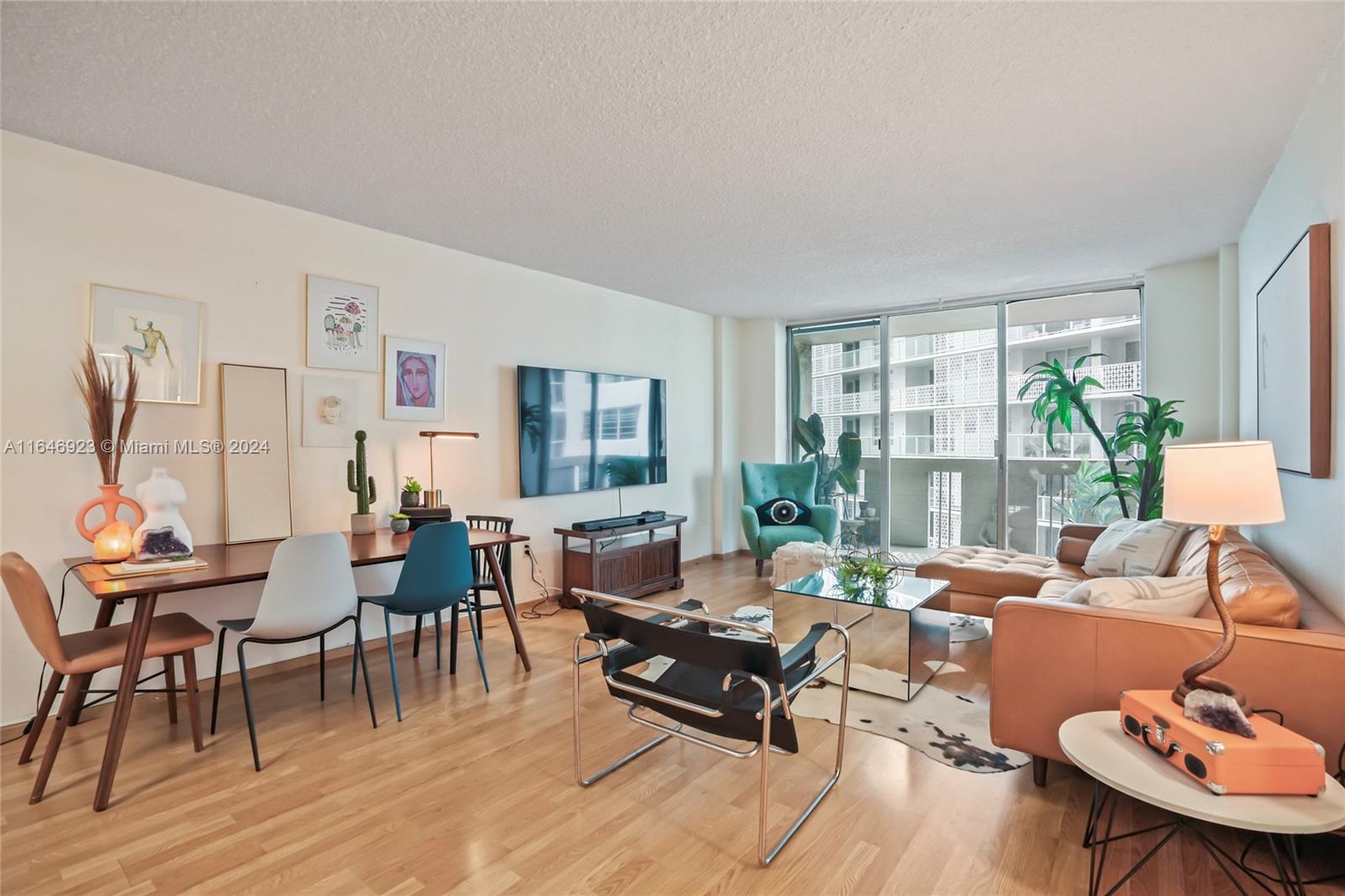800 West Ave # 738