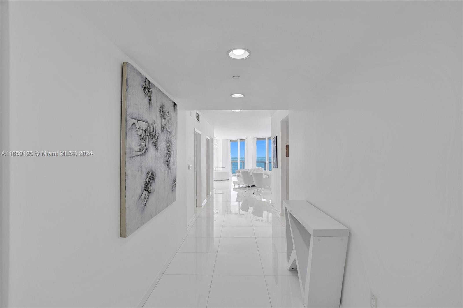 6365 Collins Ave # 2403