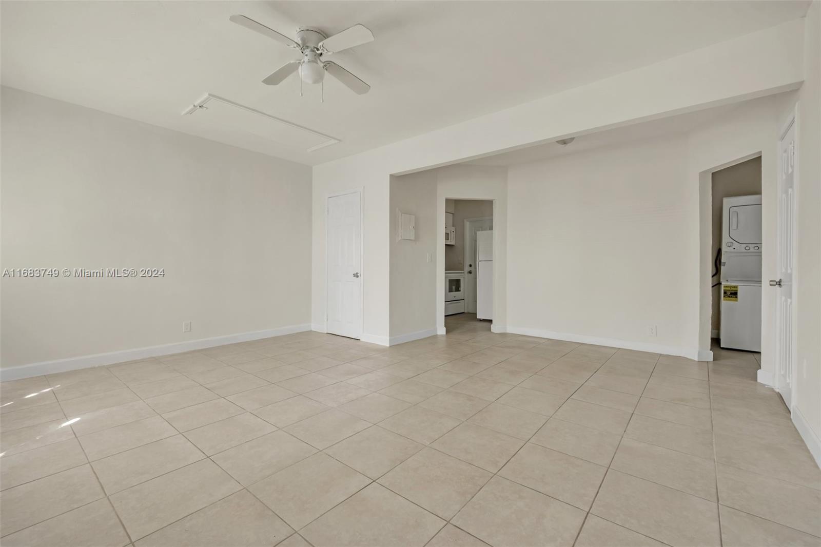 7905 Crespi Blvd # 2