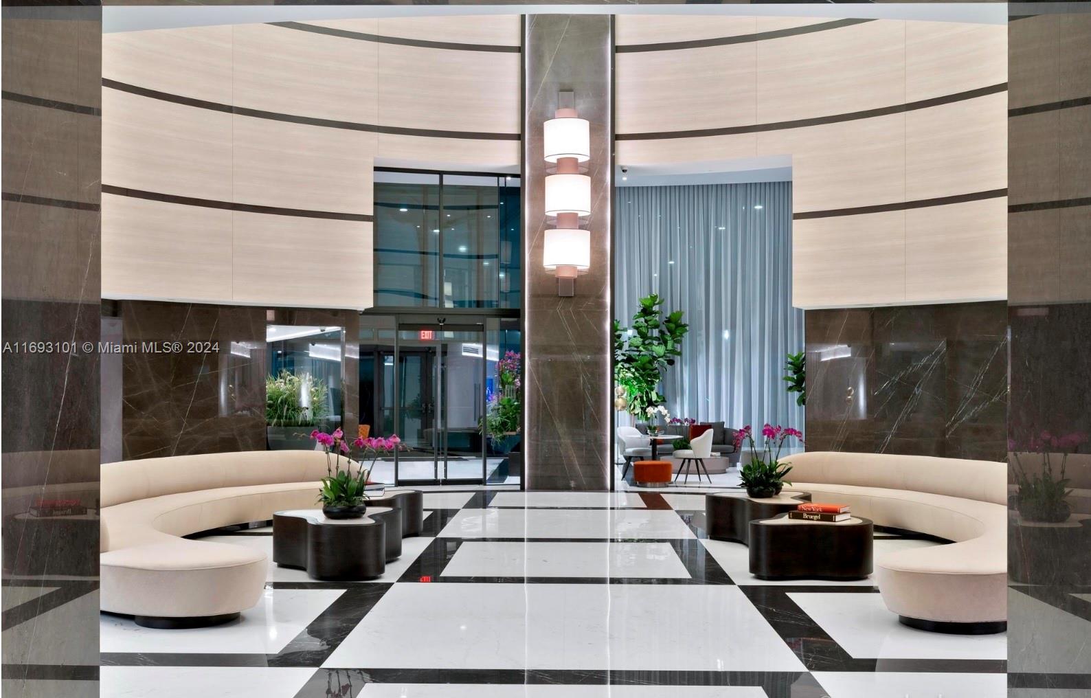 300 S Pointe Dr # 1501