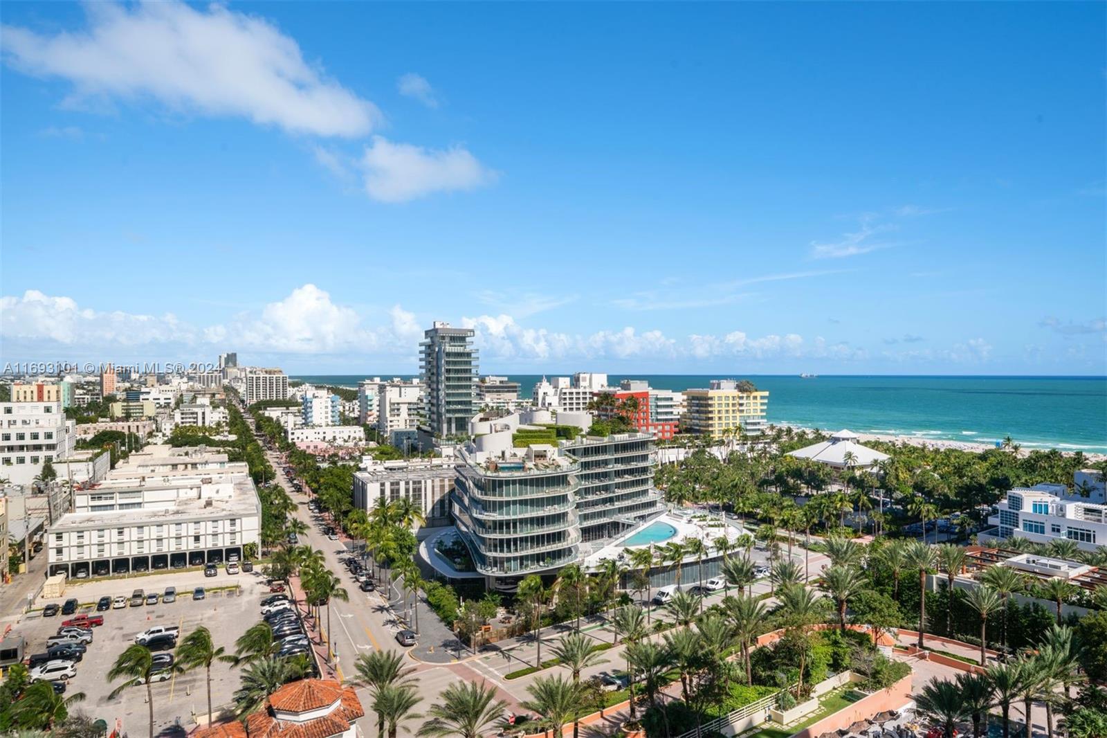 300 S Pointe Dr # 1501