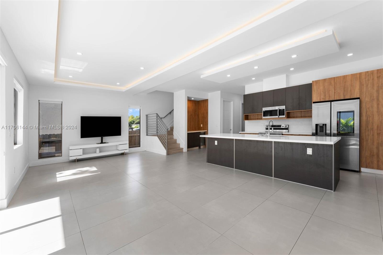 828 SW 30th St # 828