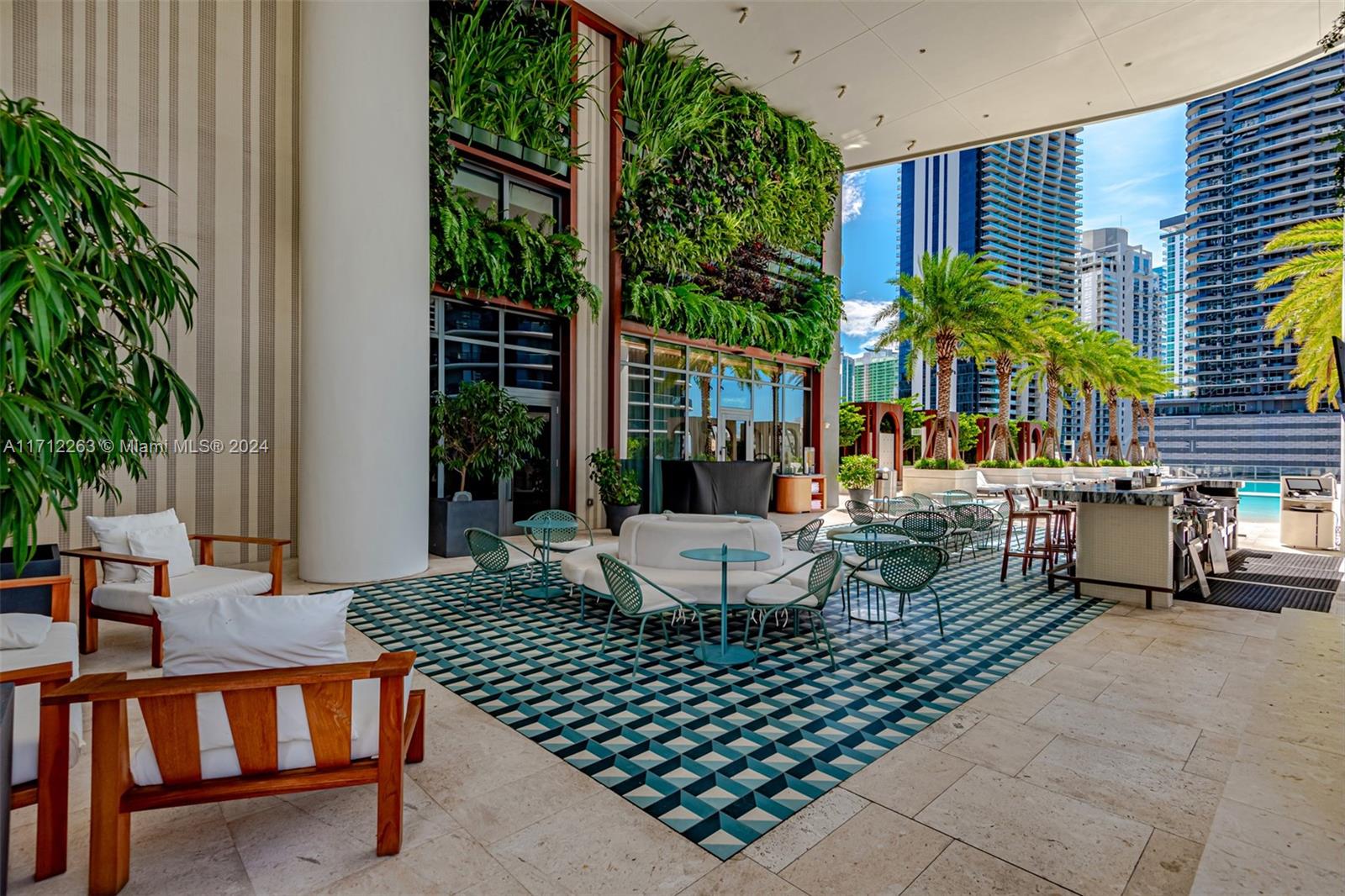 801 S Miami Ave Unit: PH5804