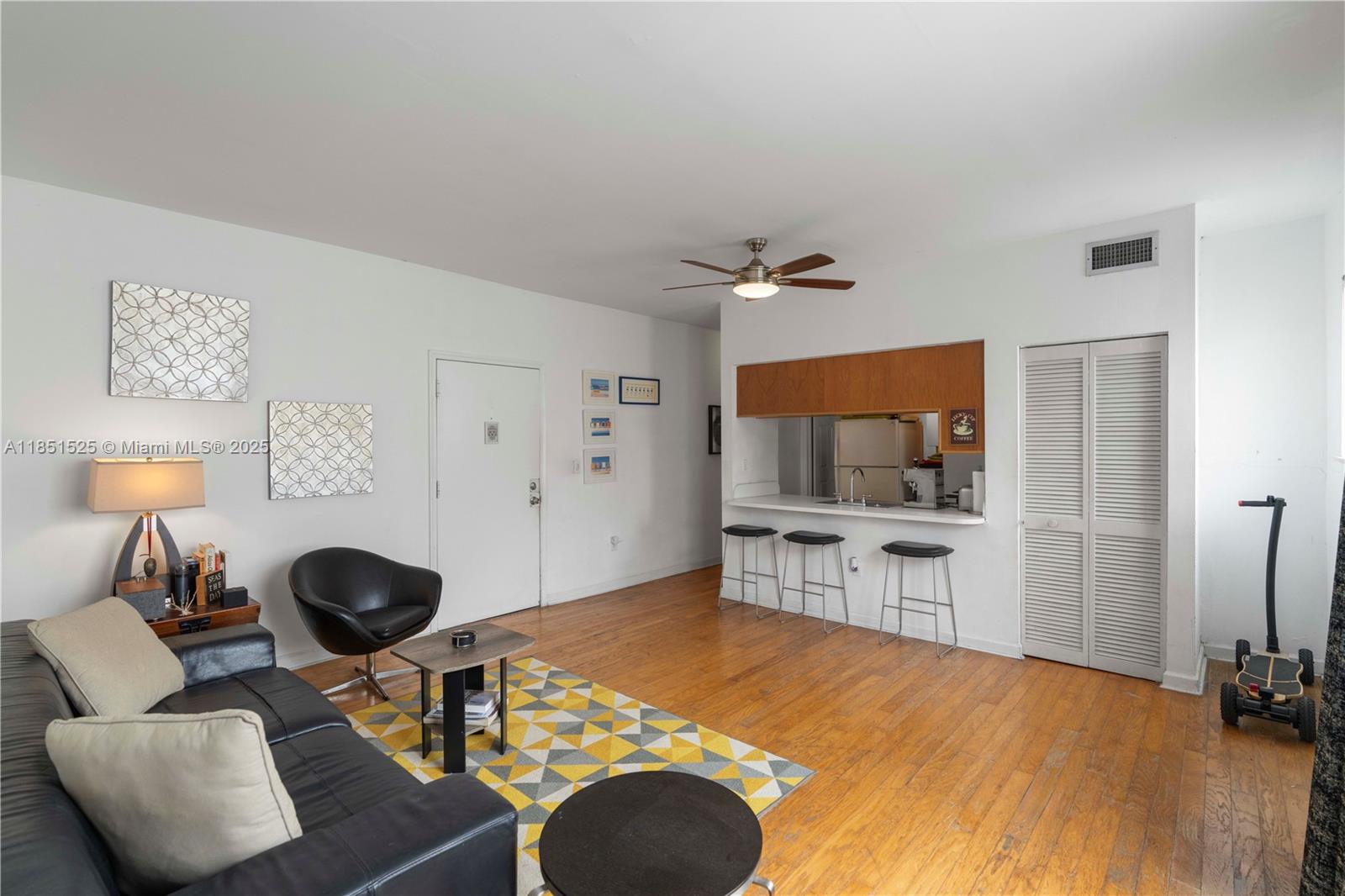1200 Euclid Ave # 206