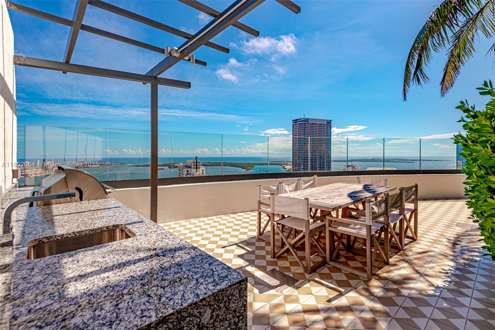 801 S Miami Ave Unit: 2102