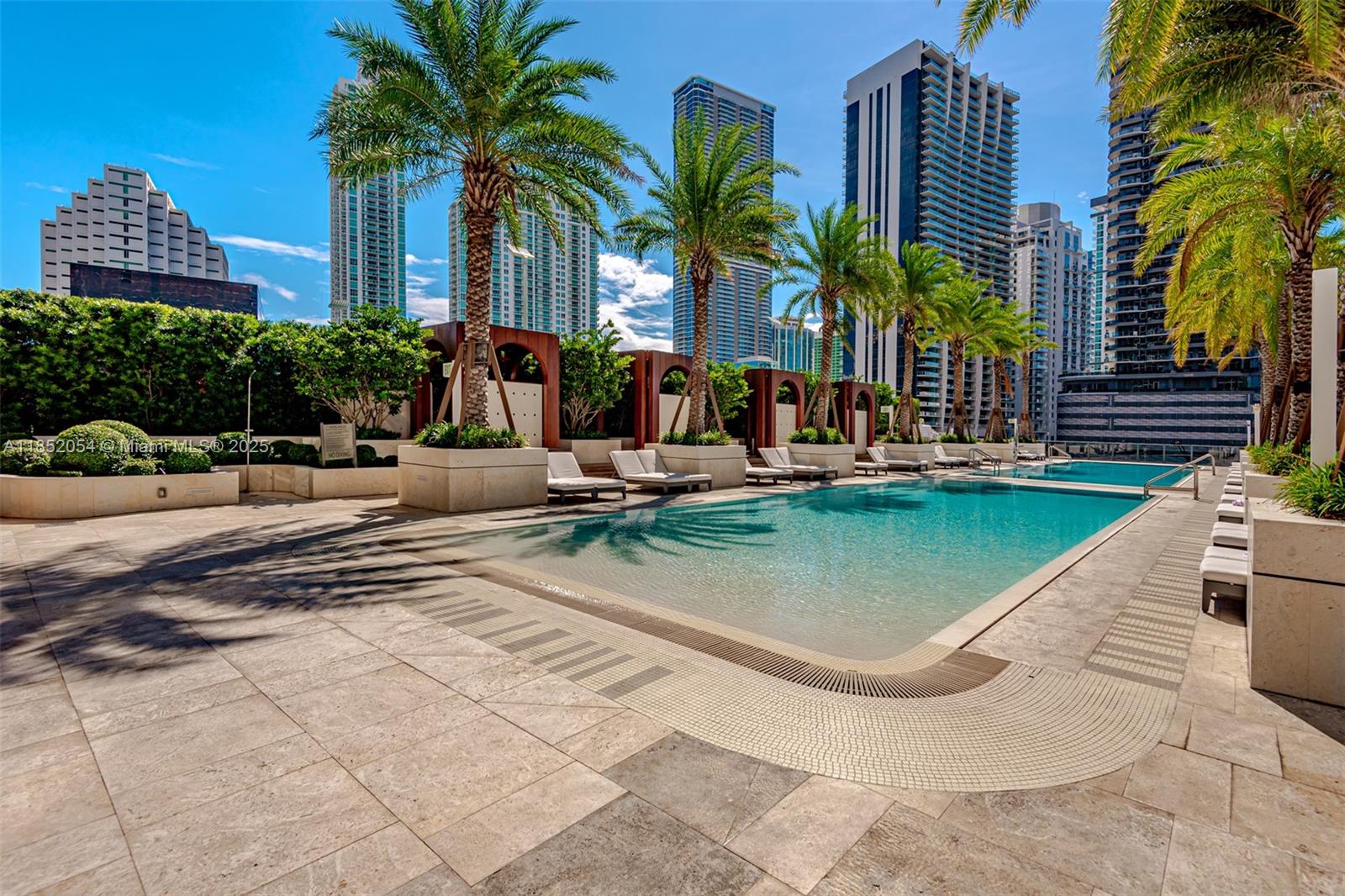 801 S Miami Ave Unit: 2102