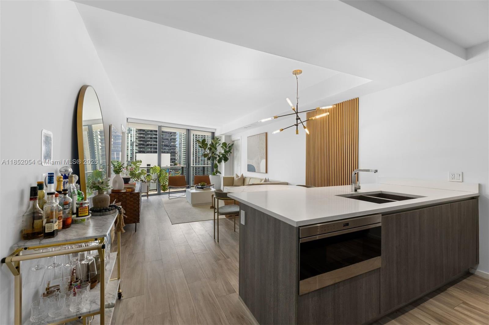 801 S Miami Ave Unit: 2102