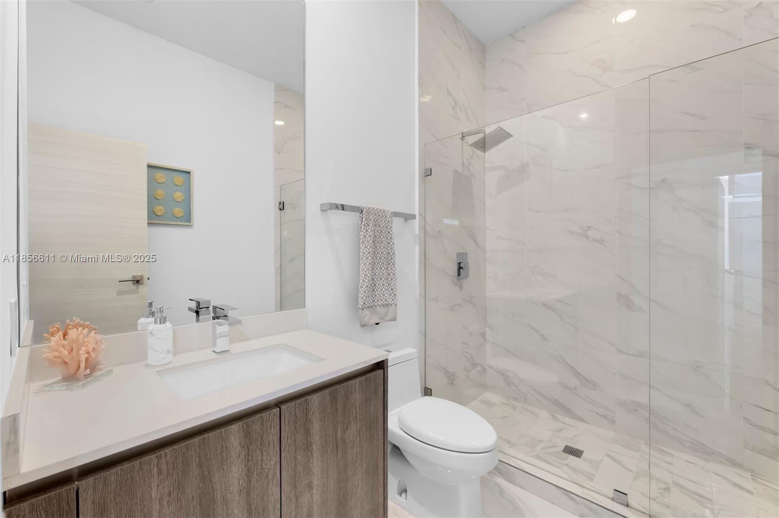 801 S Miami Ave Unit: 5804
