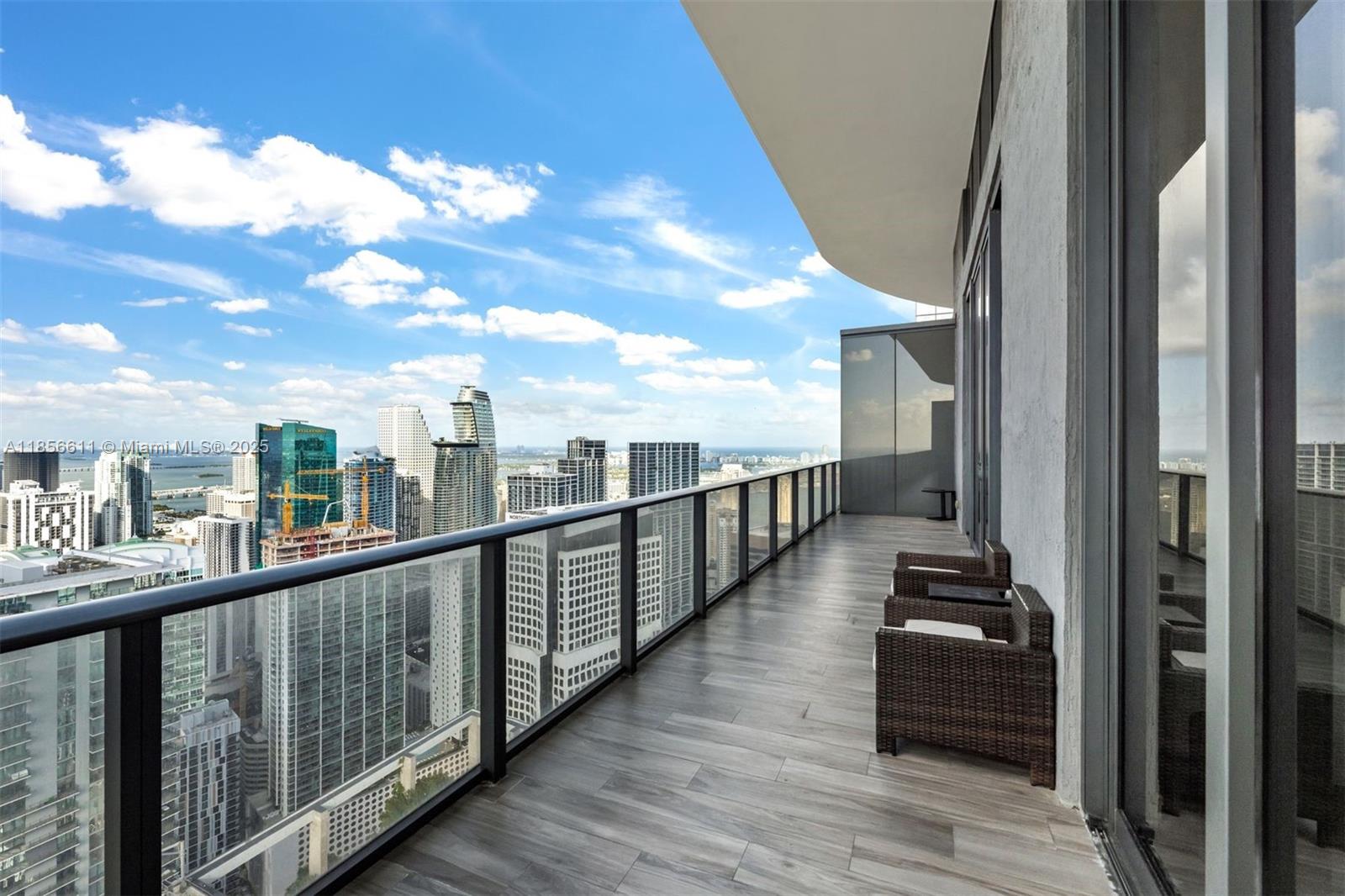 801 S Miami Ave Unit: 5804