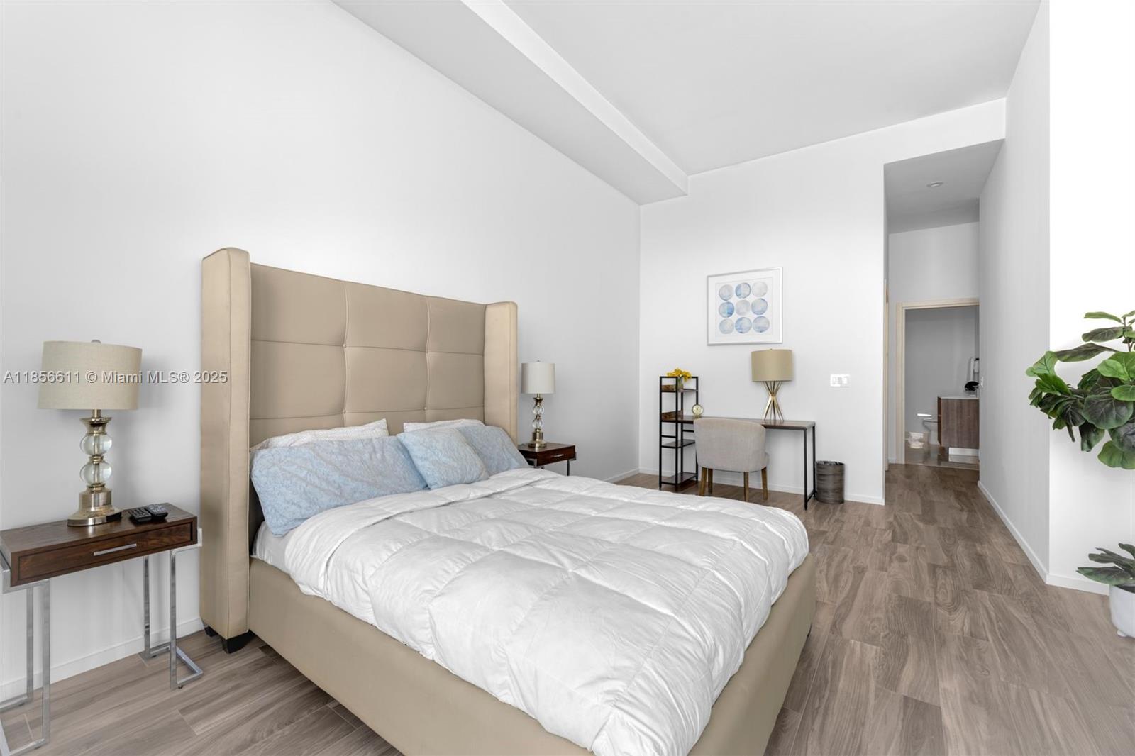 801 S Miami Ave Unit: 5804