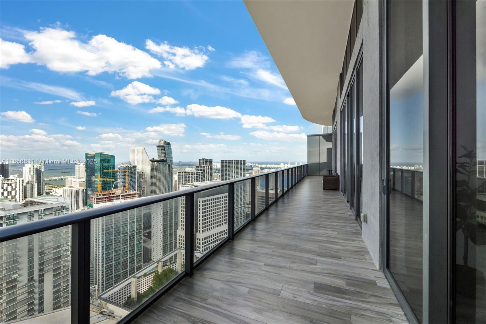 801 S Miami Ave Unit: 5804