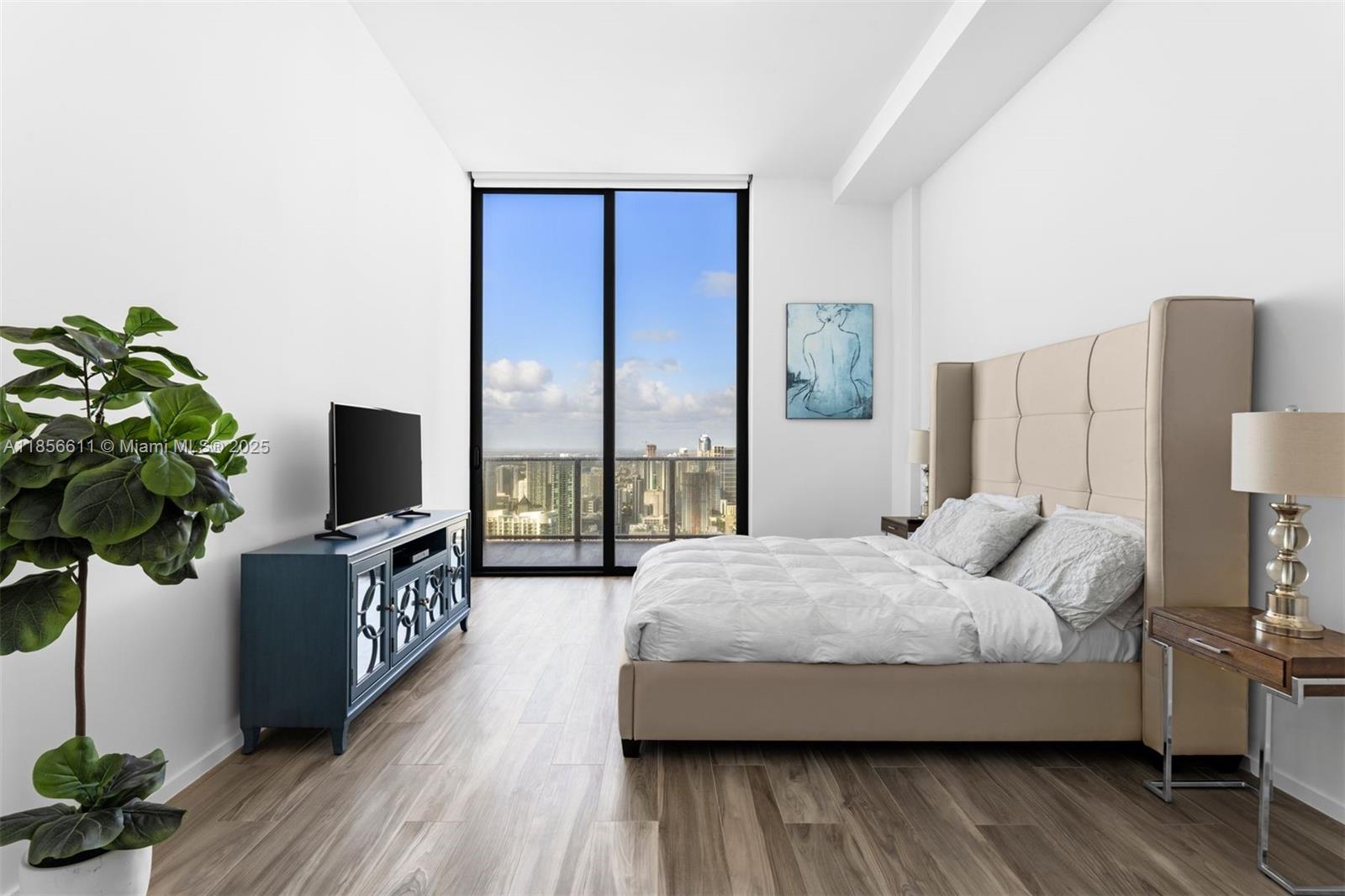 801 S Miami Ave Unit: 5804